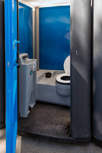 Best Portable bathroom rental  in Chandler, AZ